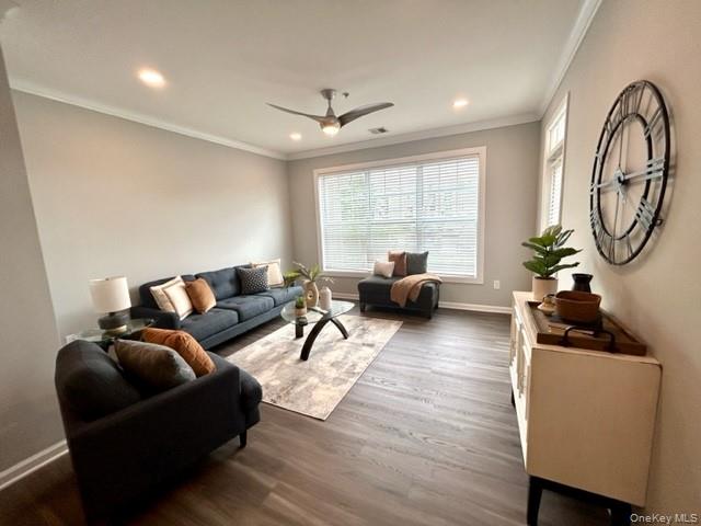 1 Charles Pond Drive, Unit 913 photo 5
