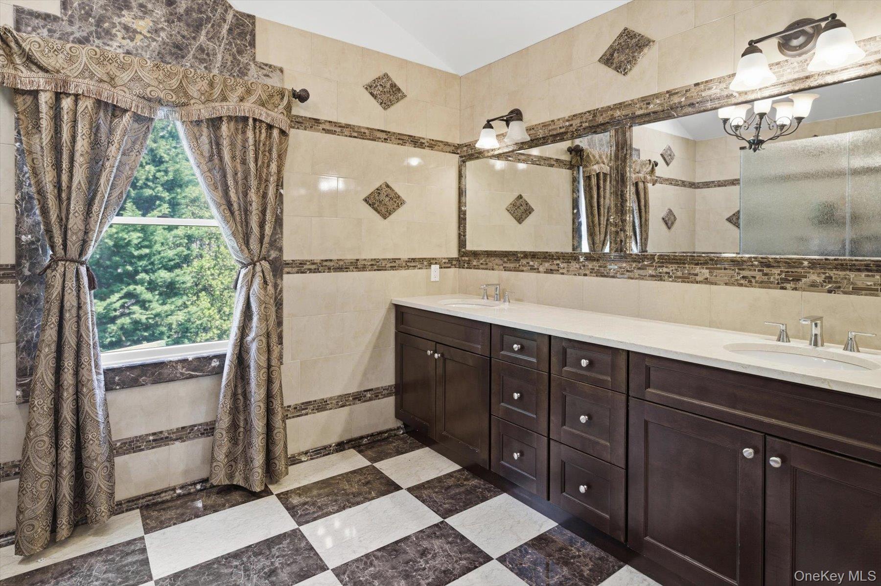 19 Gruber Drive – For Sale photo 13