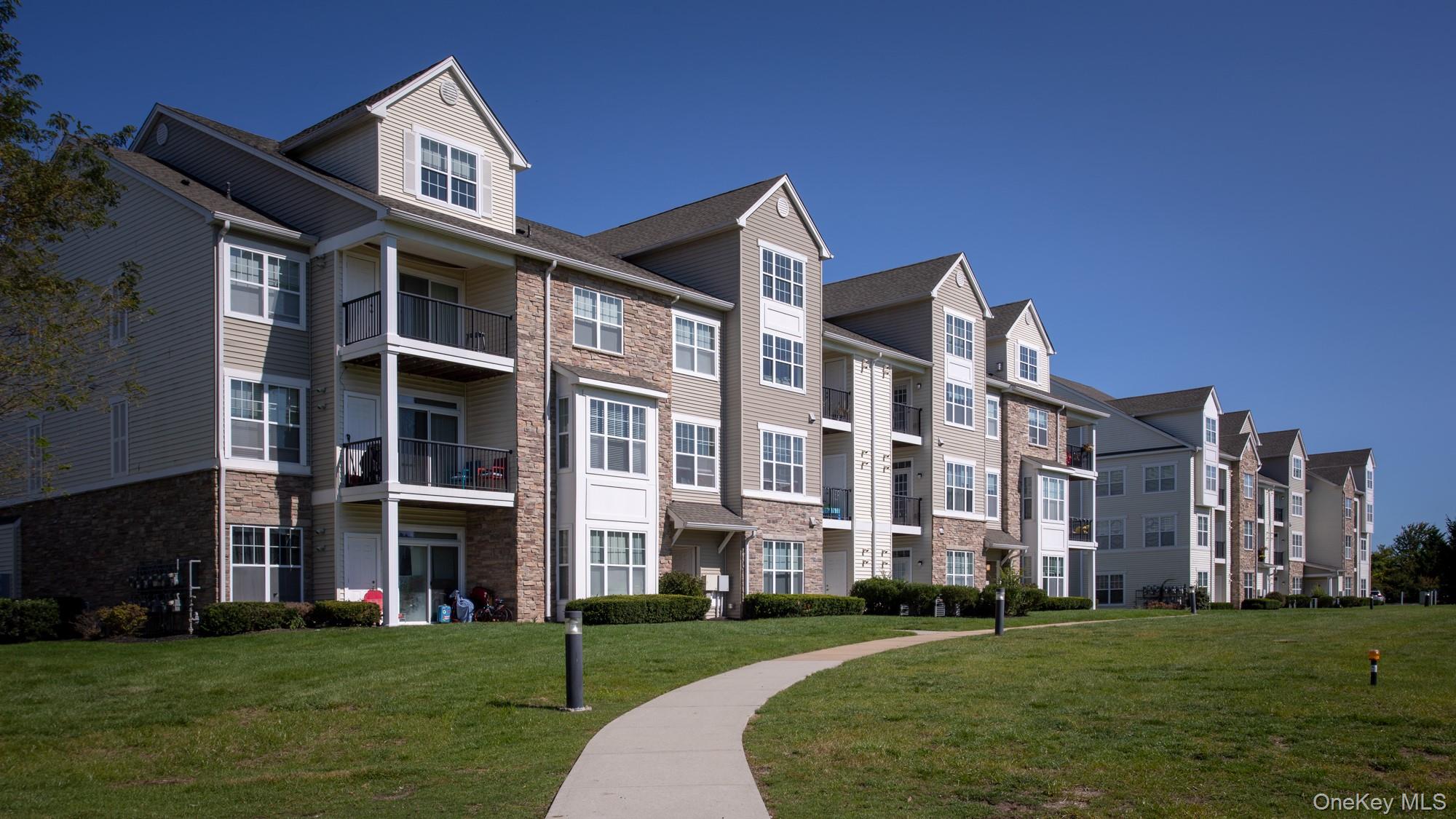 1 Charles Pond Drive, Unit 9-925