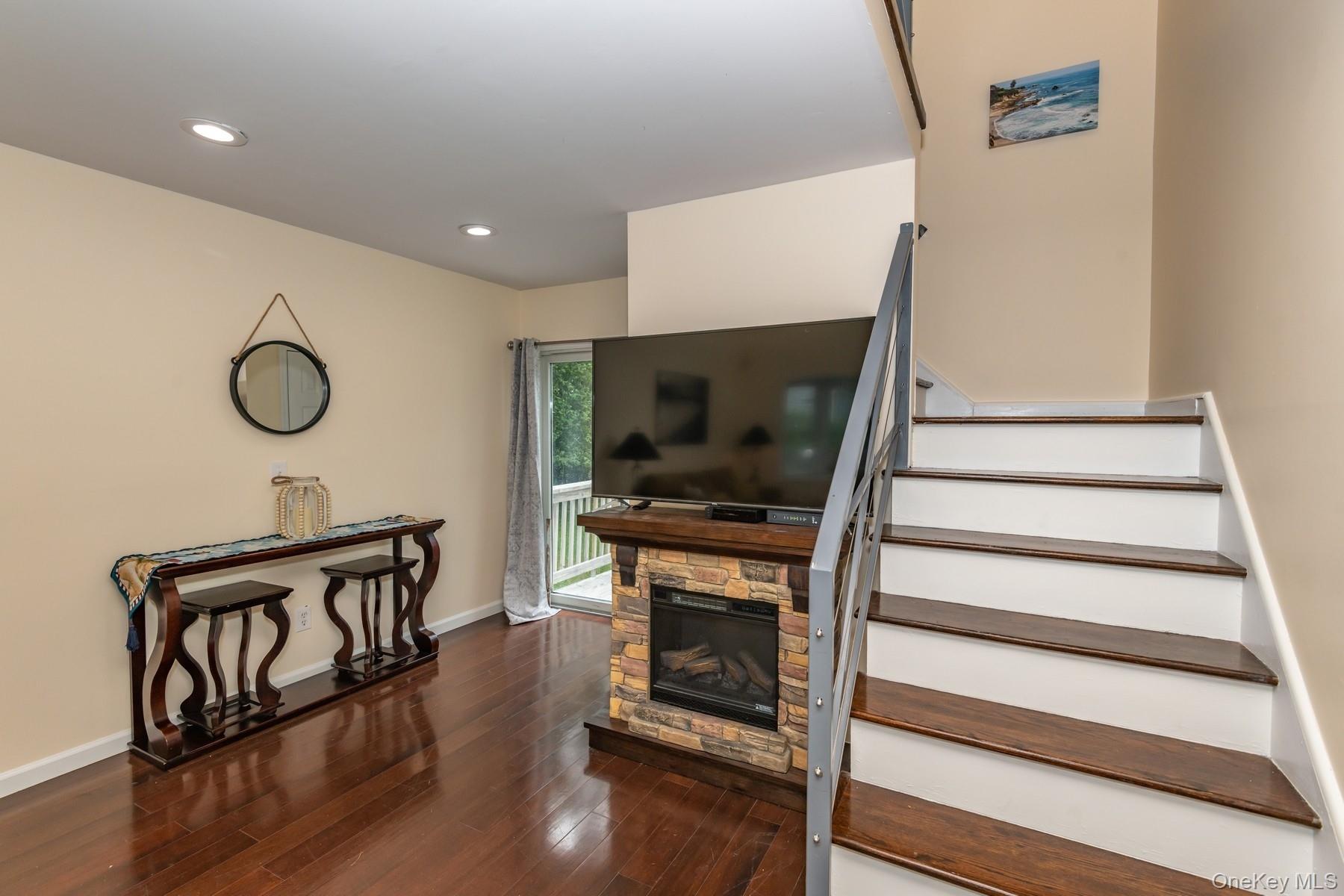5 Hyler Drive – For Rent photo 4