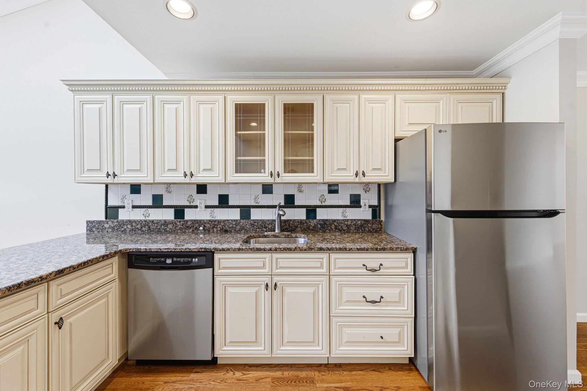 19 The Circle, Unit 19 photo 14