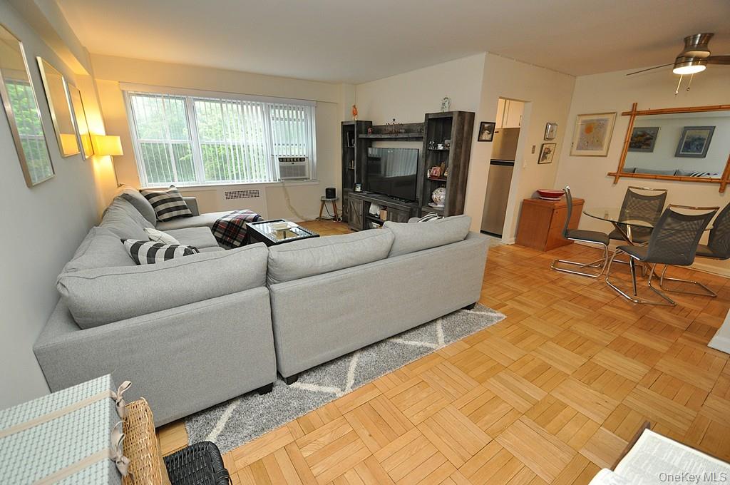 235 Garth Road, Unit A5B photo 6