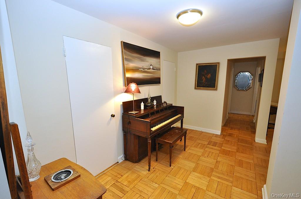 235 Garth Road, Unit A5B photo 31