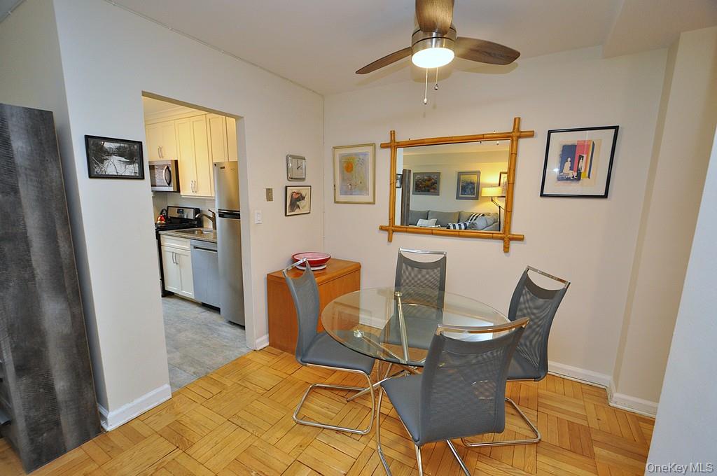 235 Garth Road, Unit A5B photo 15