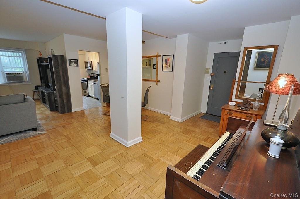 235 Garth Road, Unit A5B photo 32