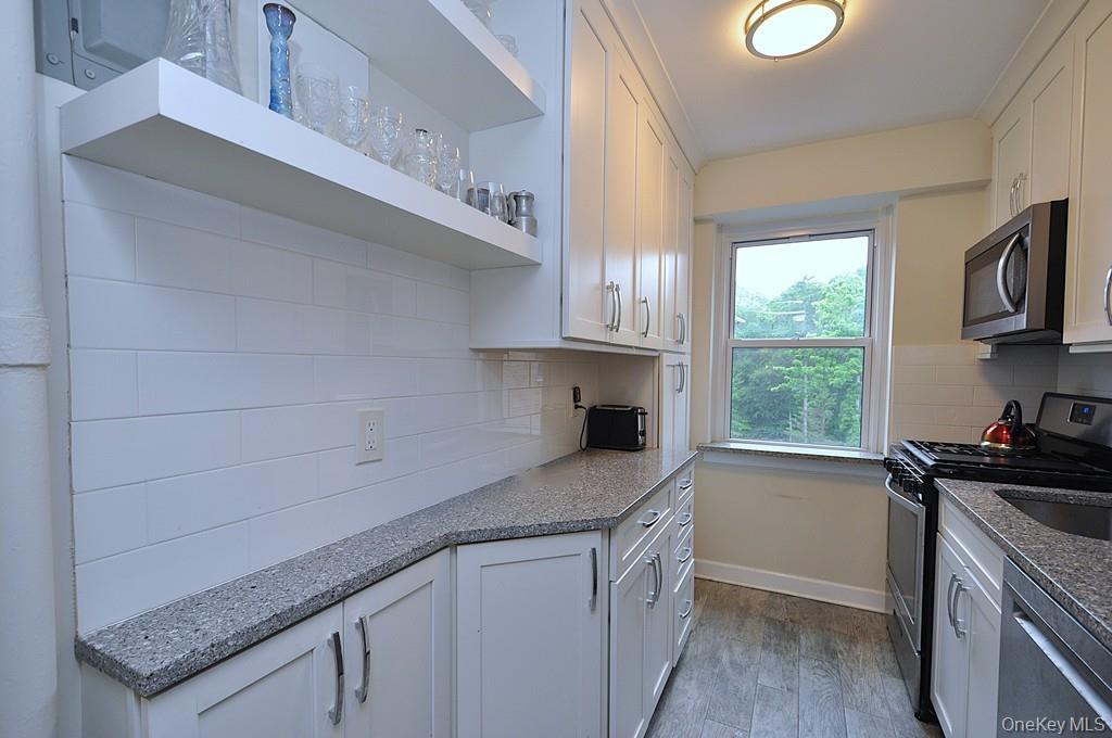 235 Garth Road, Unit A5B photo 9