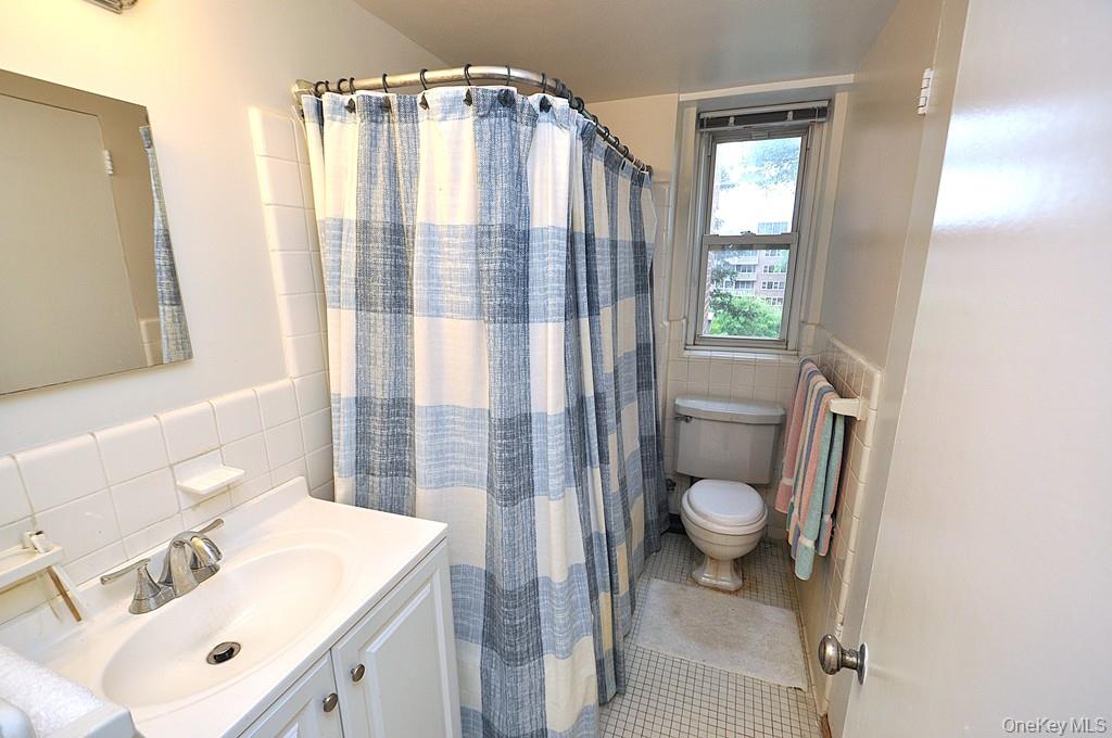 235 Garth Road, Unit A5B photo 23