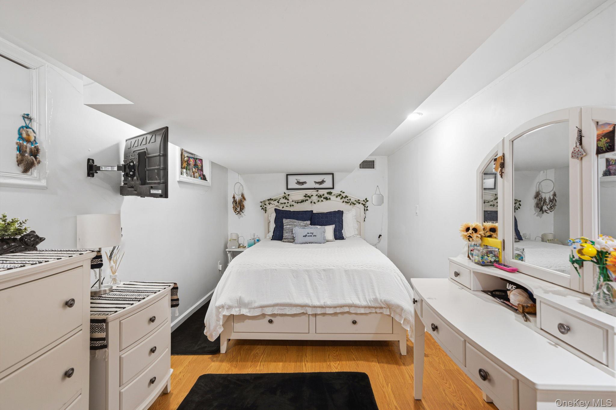 37 Coe Place – For Sale photo 32