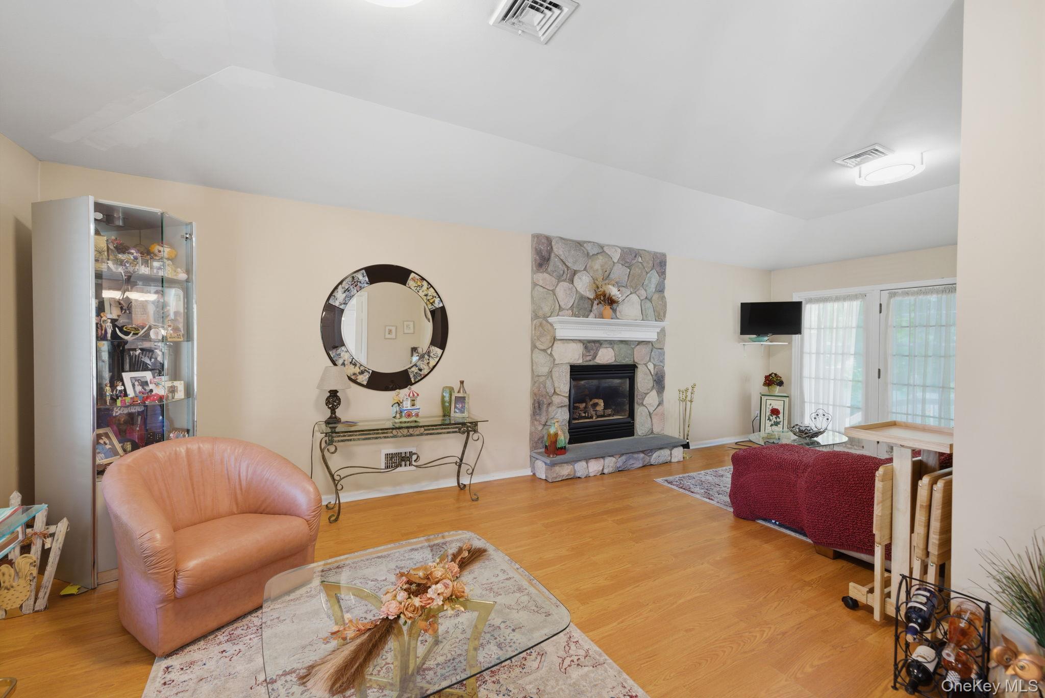 37 Coe Place – For Sale photo 12