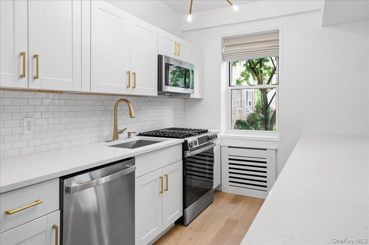 1 Sadore Lane, Unit 1N photo 8