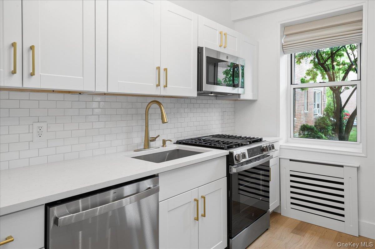 1 Sadore Lane, Unit 1N photo 9