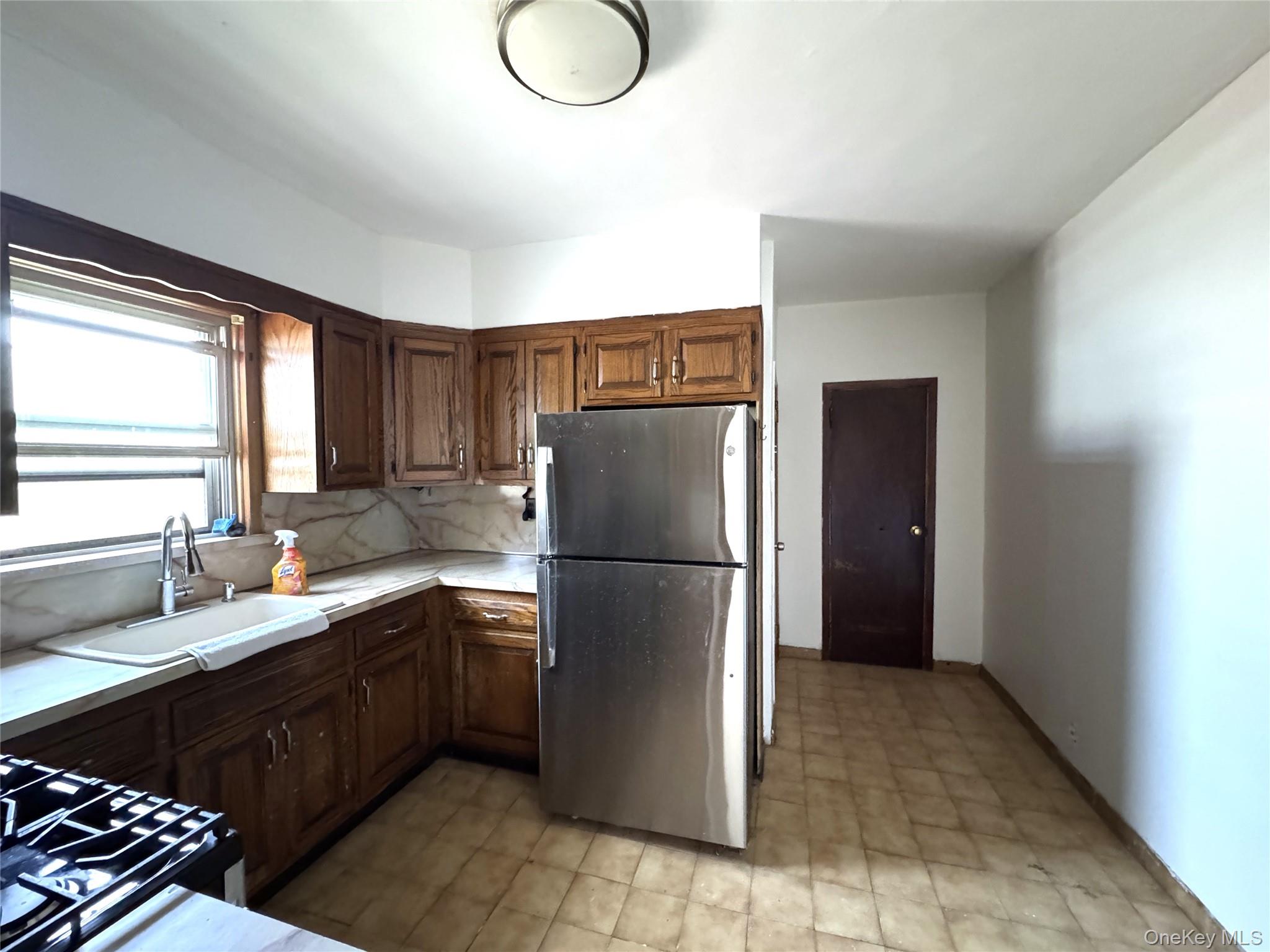 14638 Bayside Avenue – For Sale photo 37