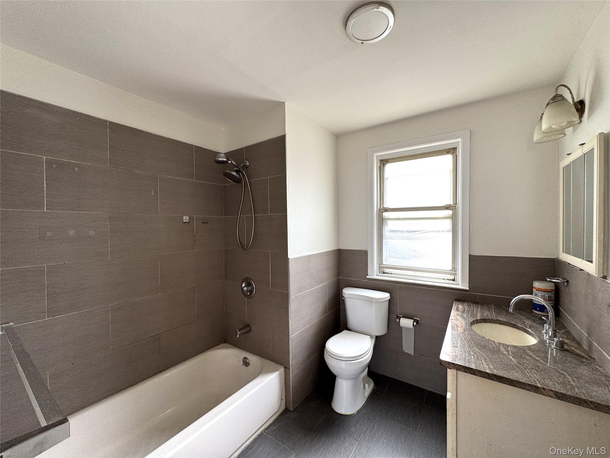14638 Bayside Avenue – For Sale photo 28