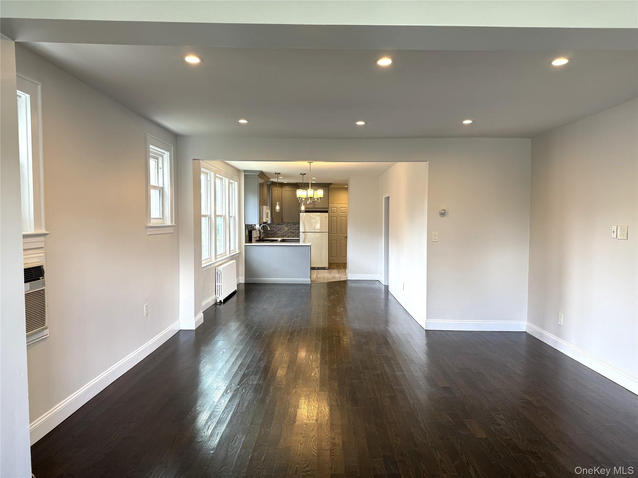 14638 Bayside Avenue – For Sale photo 2