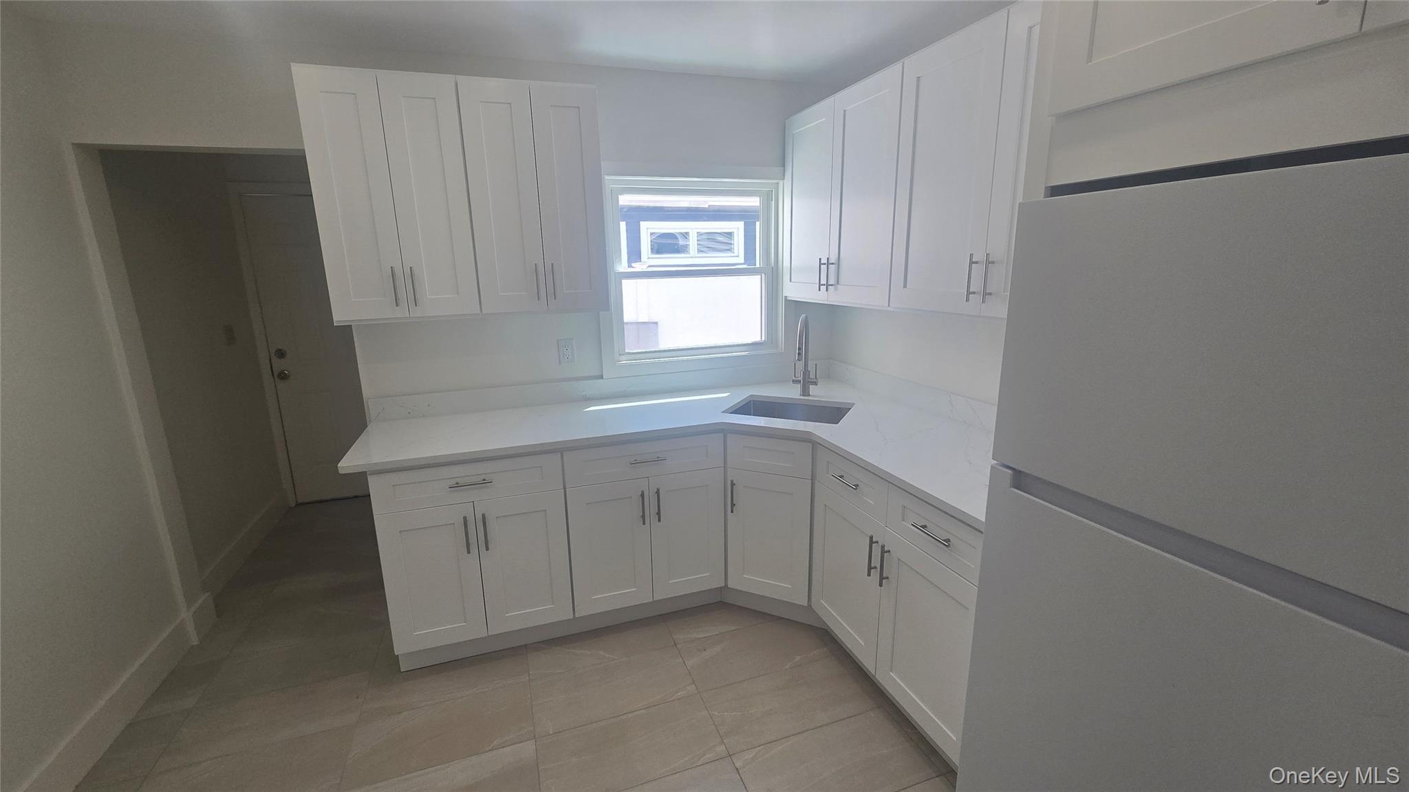 724 E Park Avenue – For Sale photo 3