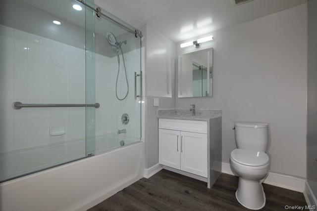 100 Glen Street, Unit N2211 photo 4