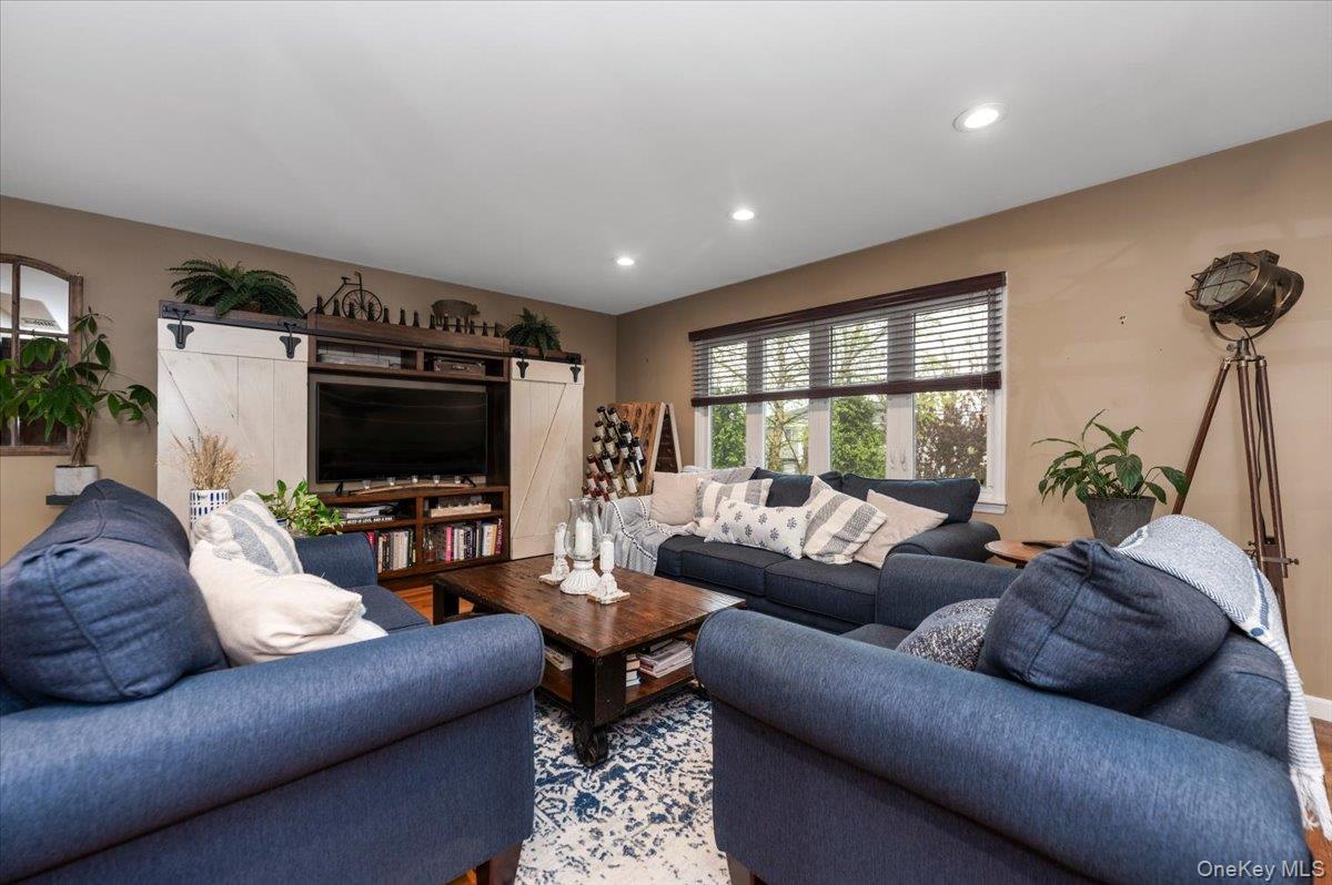 3251 Ocean Harbor Drive – For Sale photo 3