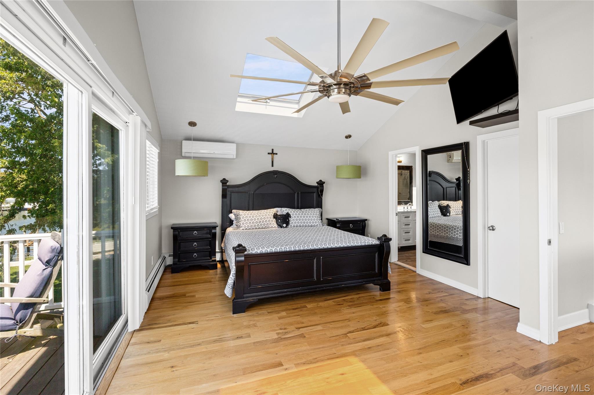 81 Beach Road – For Sale photo 25