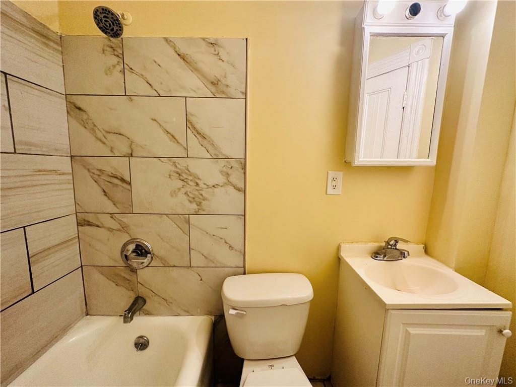 32 Hooker Avenue – For Sale photo 23