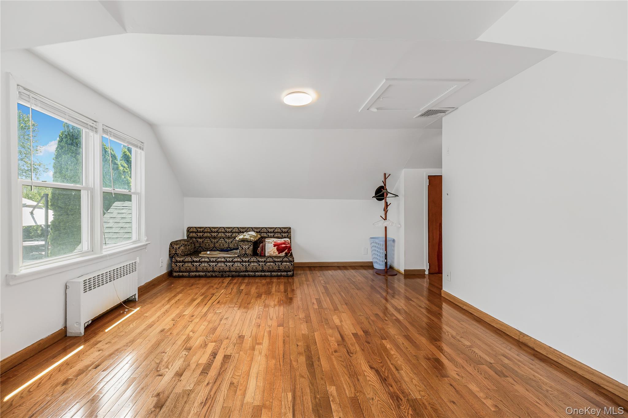 107 HAYWARD Street – For Sale photo 21