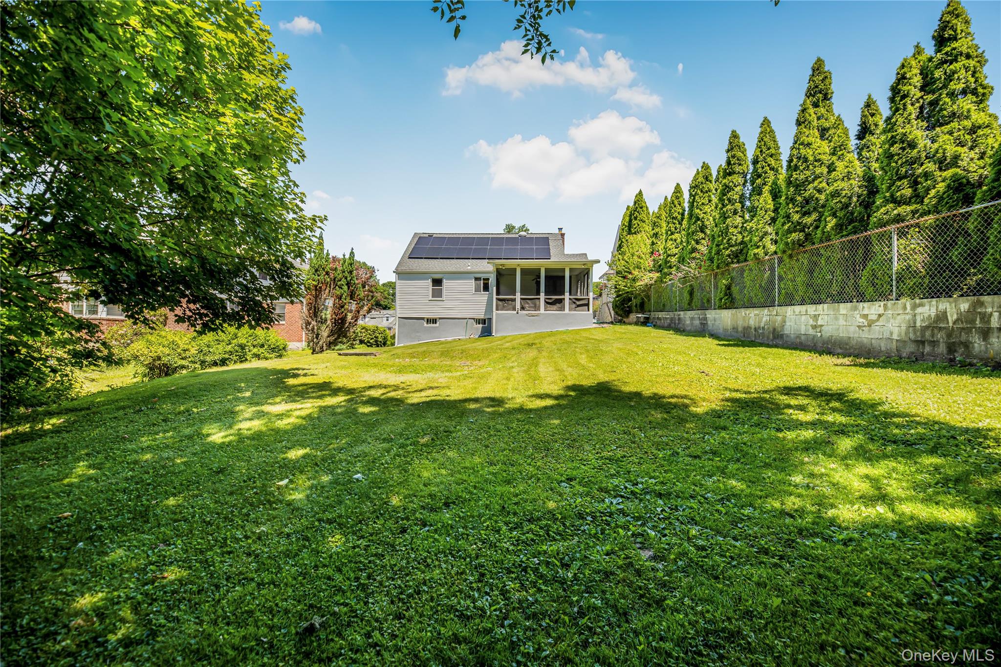 107 HAYWARD Street – For Sale photo 26