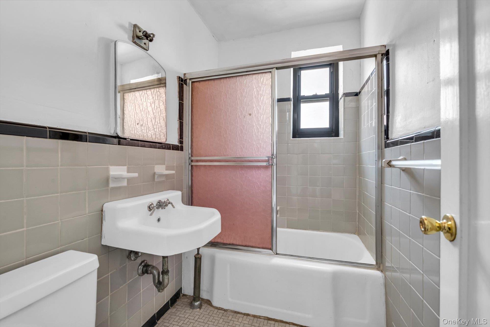 26-26 141st 141st, Unit 6-A photo 6