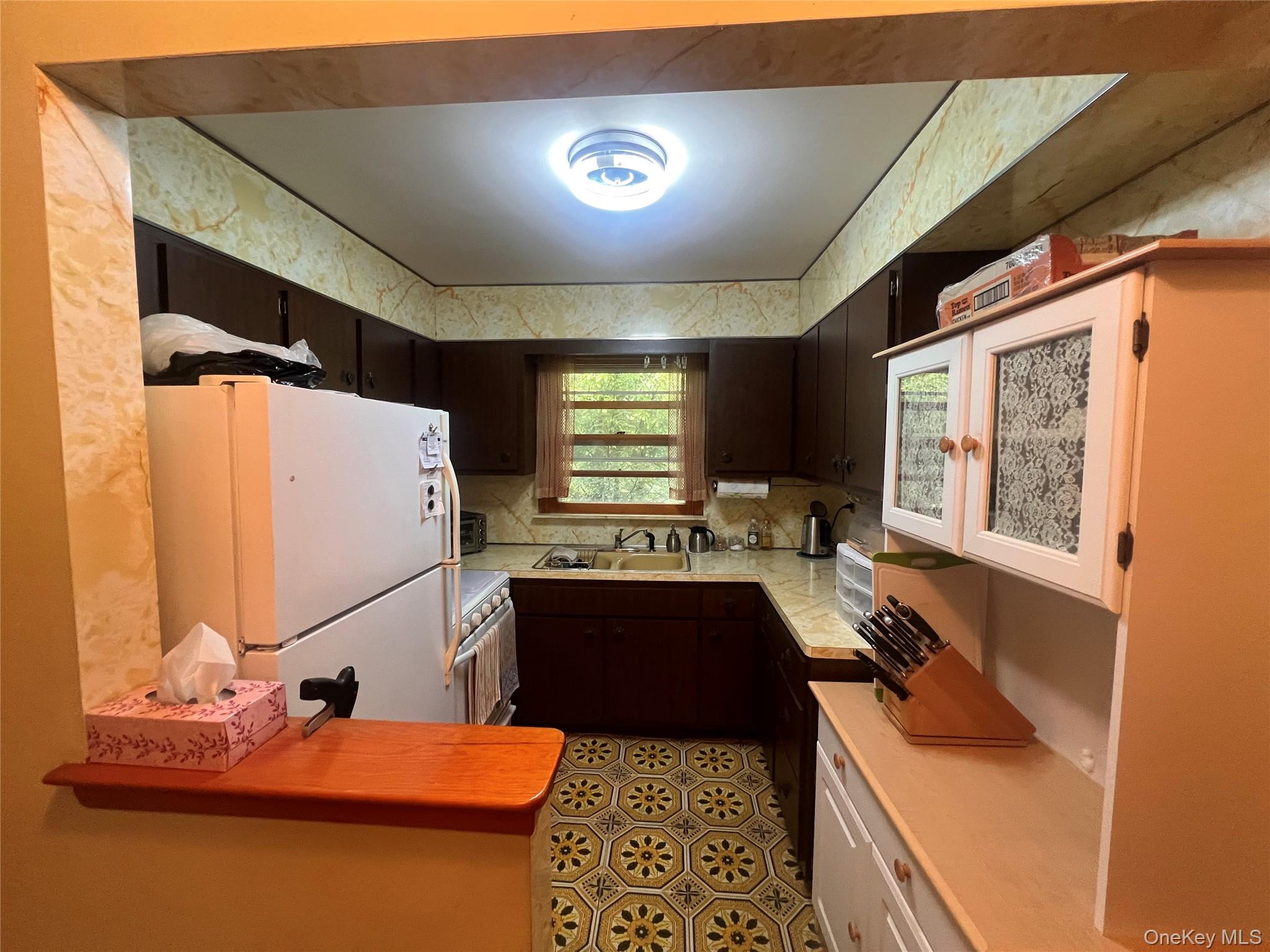 4 Beach Road, Unit 2nd floor photo 10