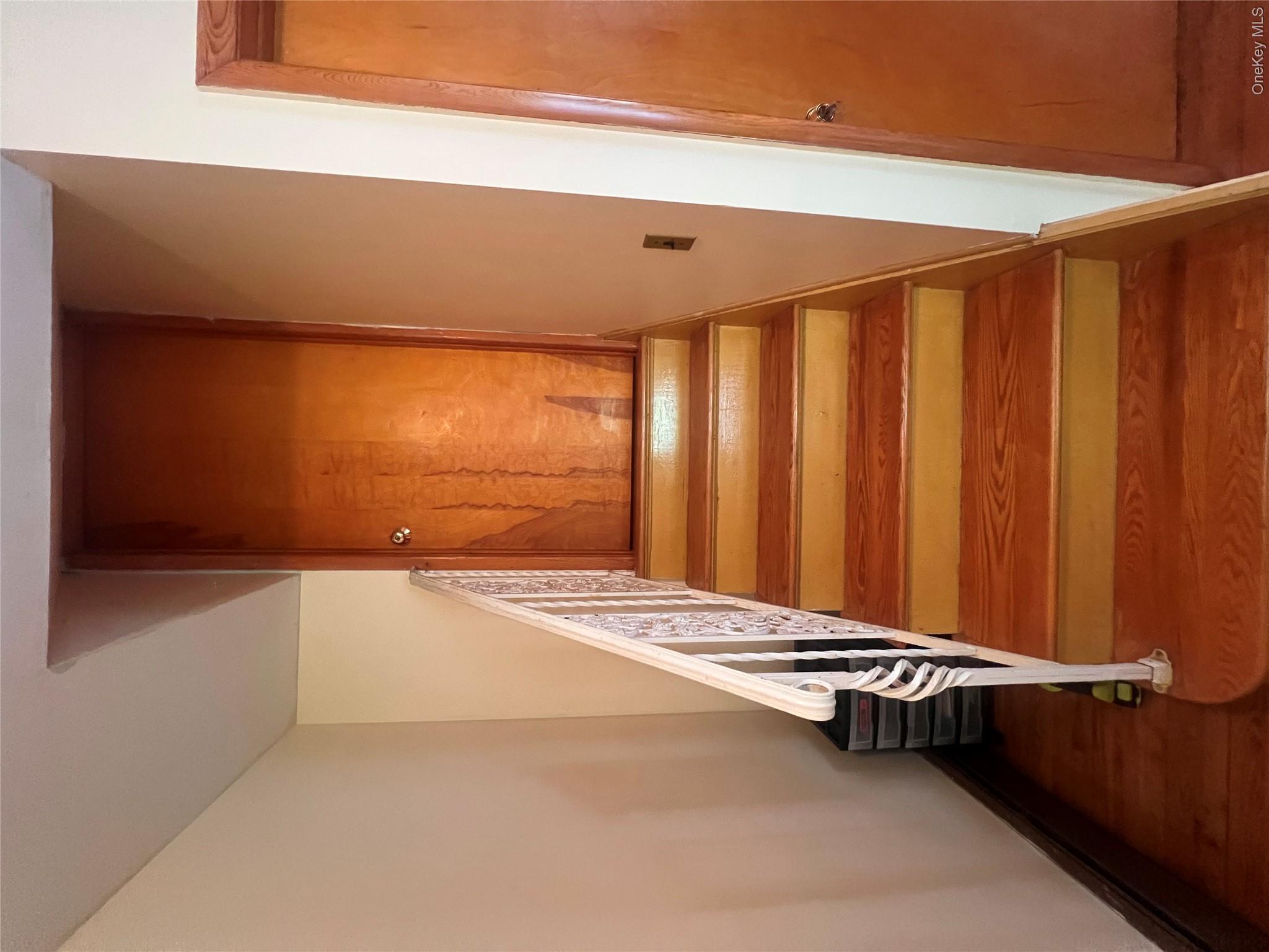 4 Beach Road, Unit 2nd floor photo 2