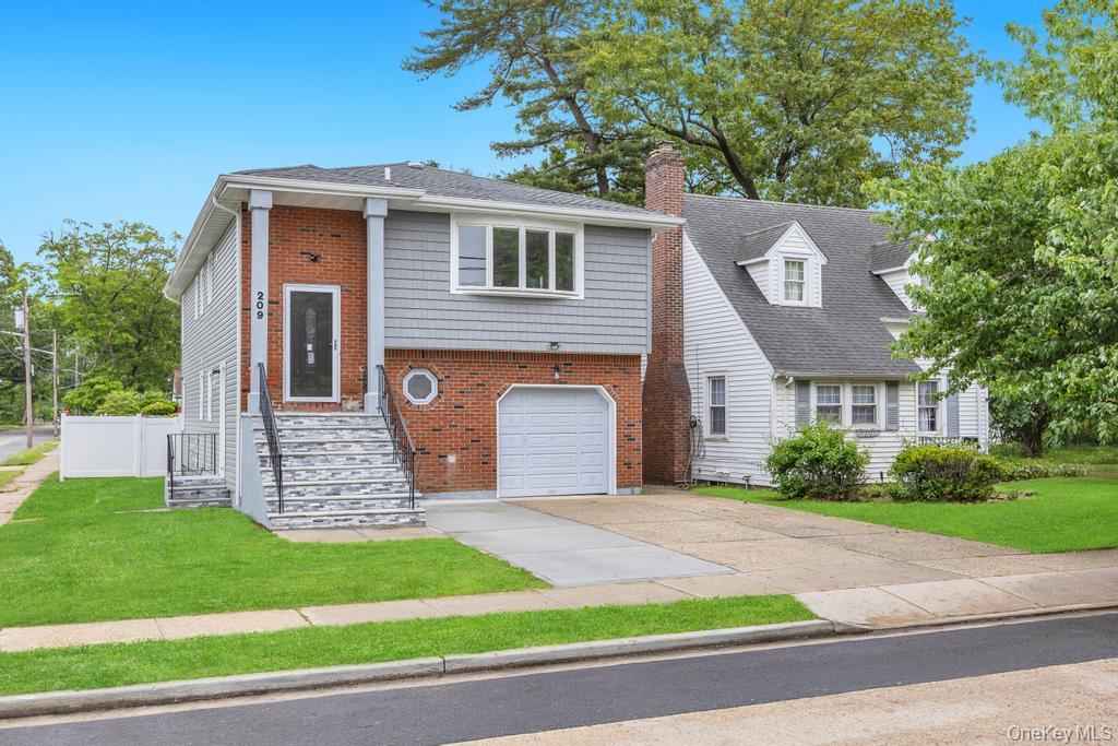 209 N Grove Street – For Sale photo 2