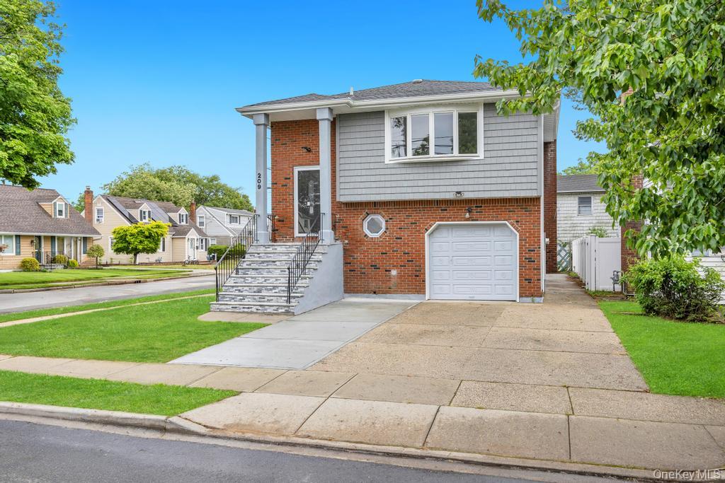 209 N Grove Street – For Sale photo 14