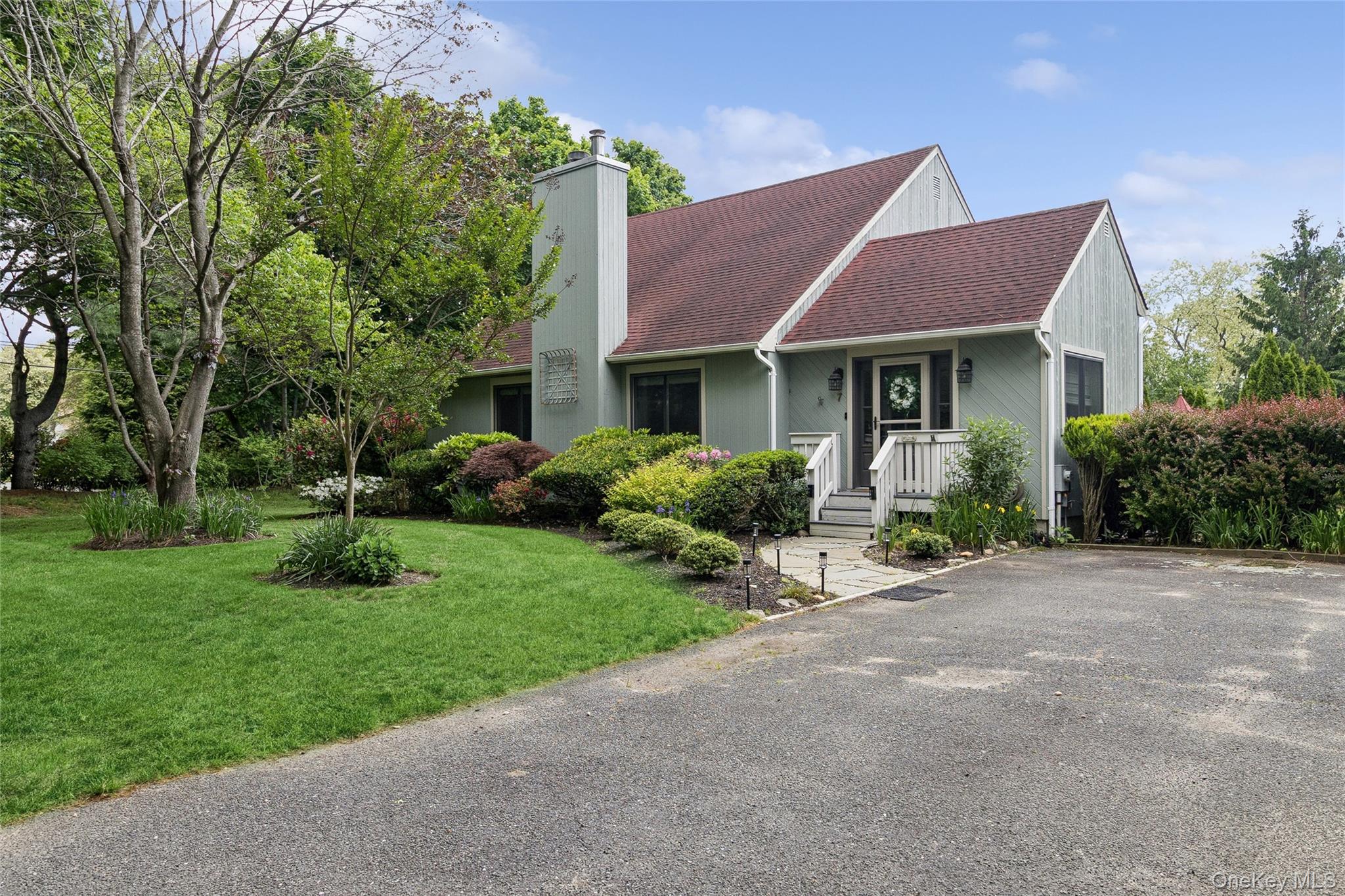 7 Eileen Circle – For Rent