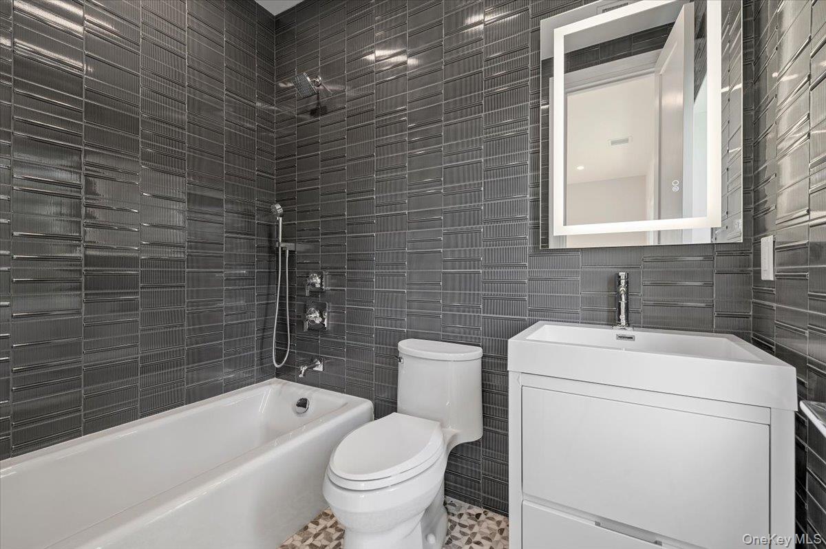 8 Sealy Drive – For Sale photo 29