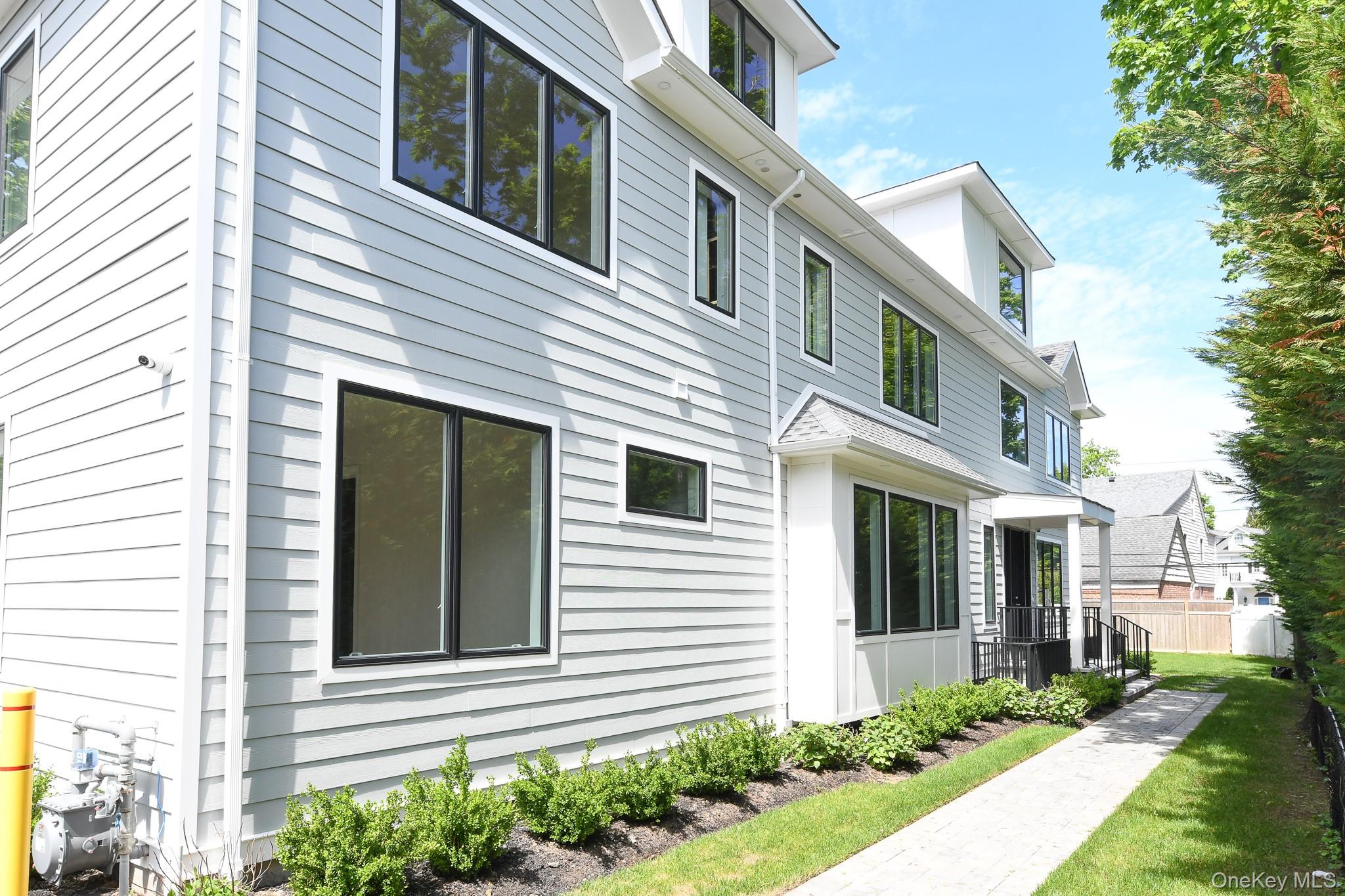 8 Sealy Drive – For Sale