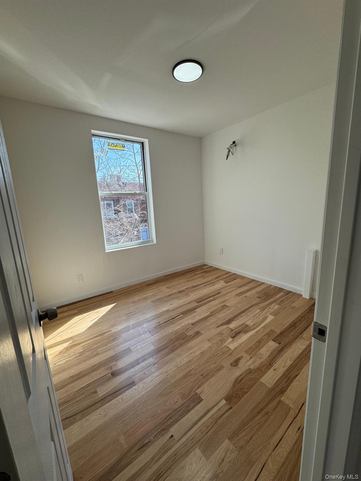 861 Castle Hill Avenue – For Rent photo 3