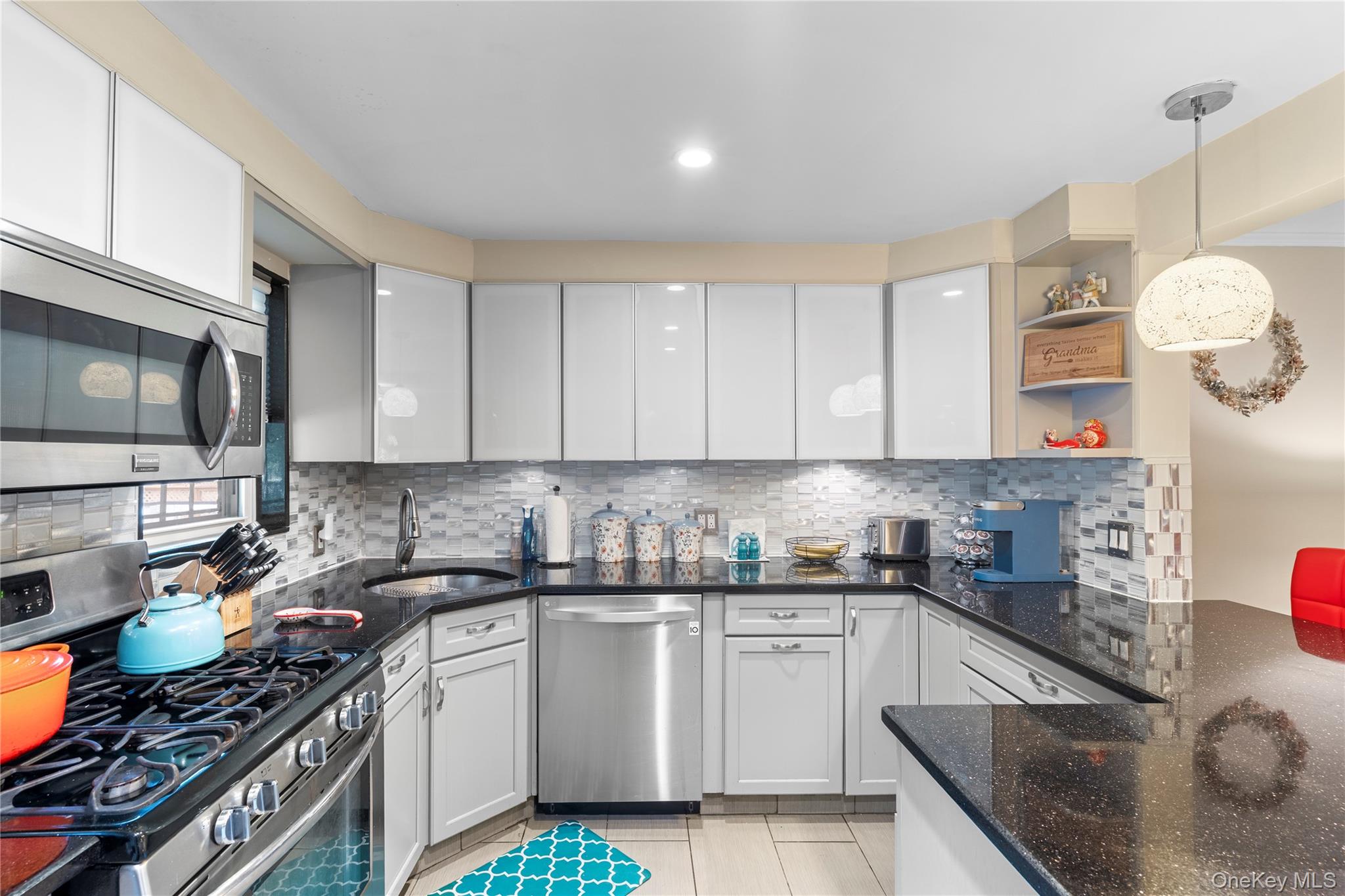 7-14 160th Street – For Sale photo 6