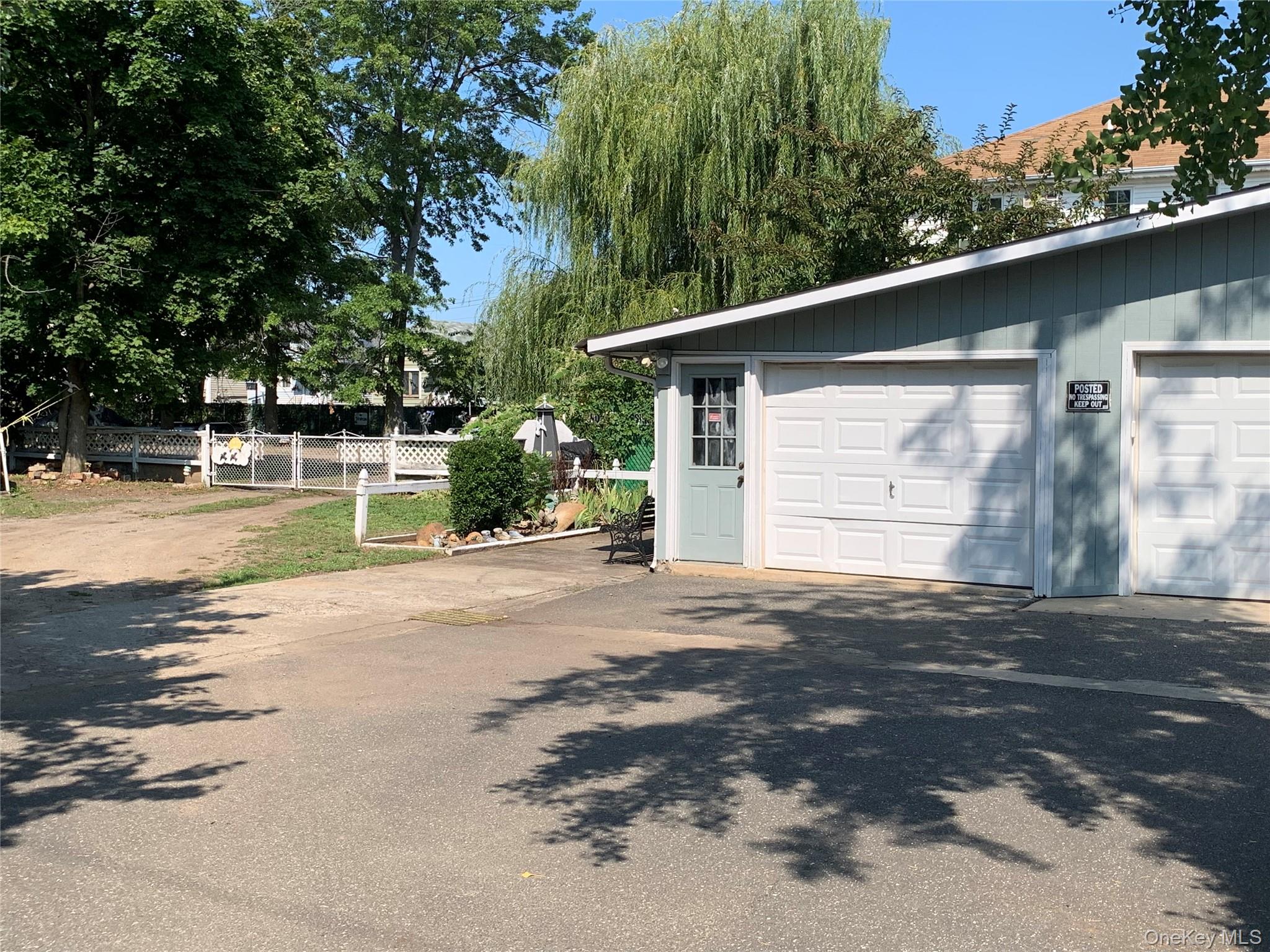 102-27 163rd Drive – For Sale photo 4