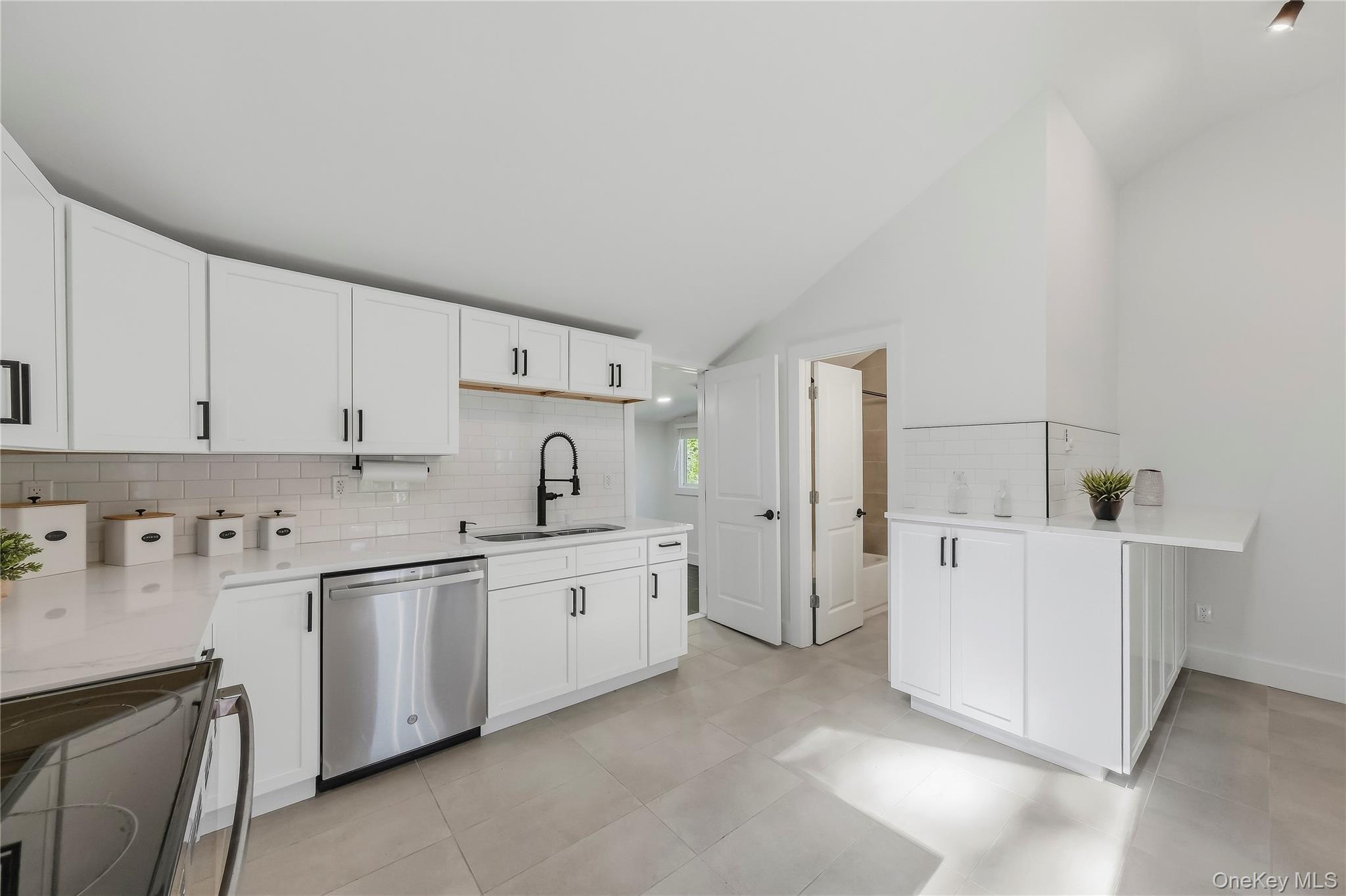 34 Rutland Drive – For Sale photo 18