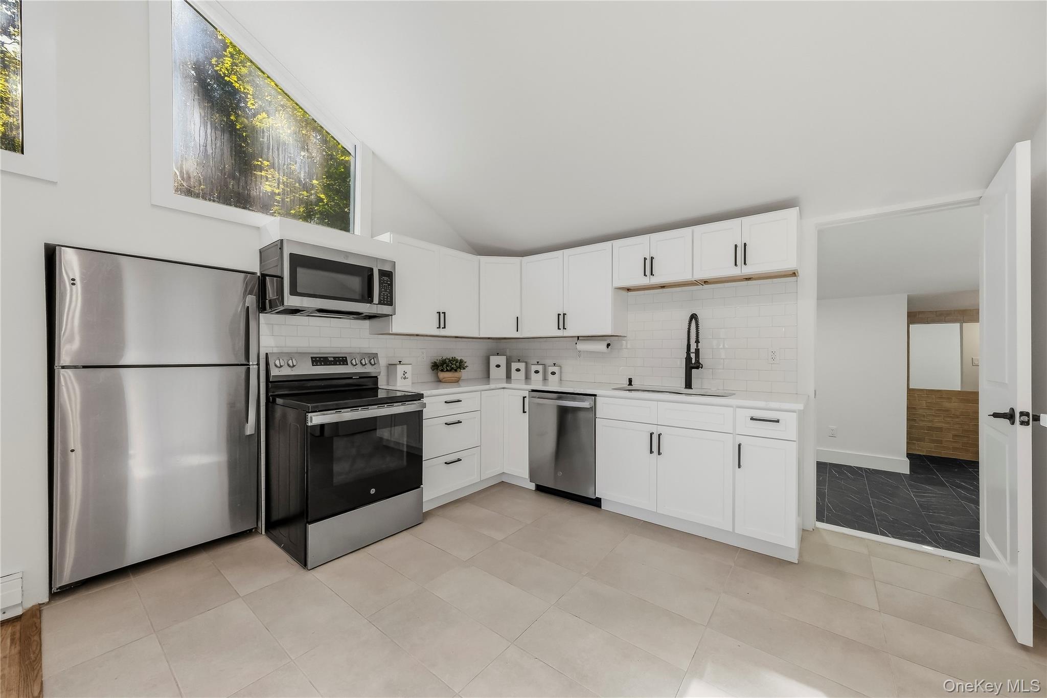 34 Rutland Drive – For Sale photo 17