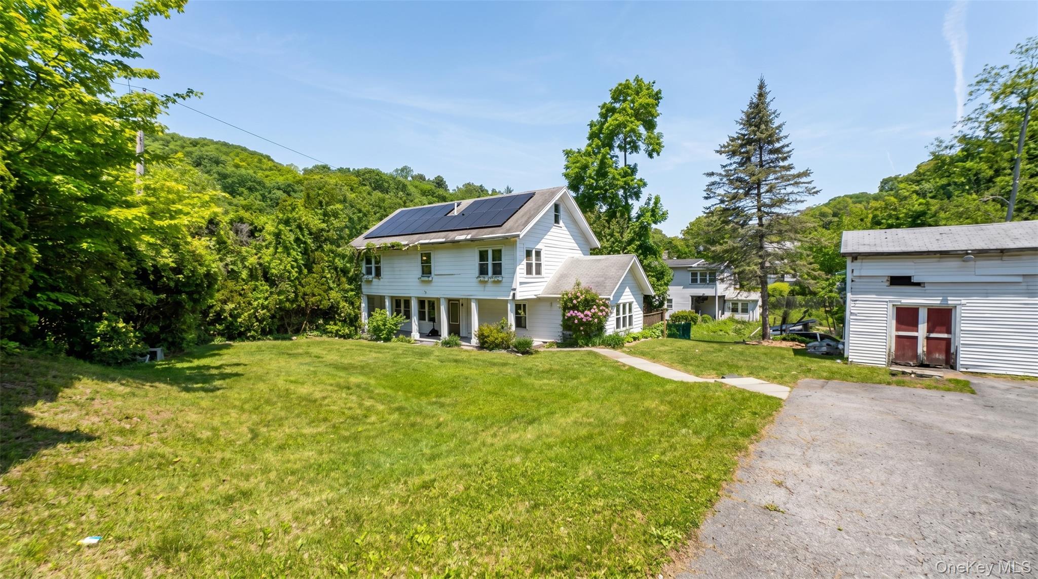 26 Crugers Avenue – For Sale photo 3
