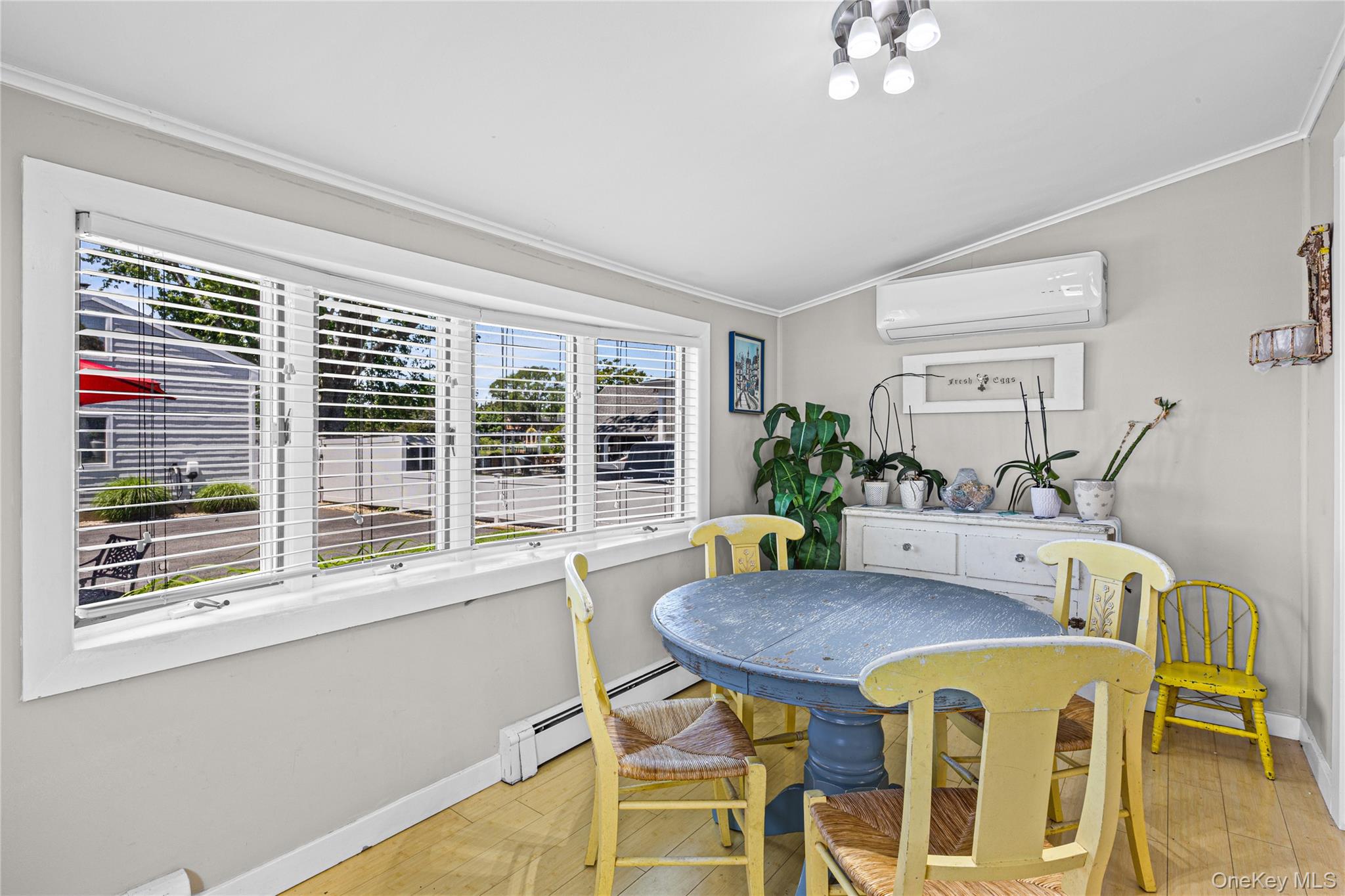 83 Beach Road – For Sale photo 16