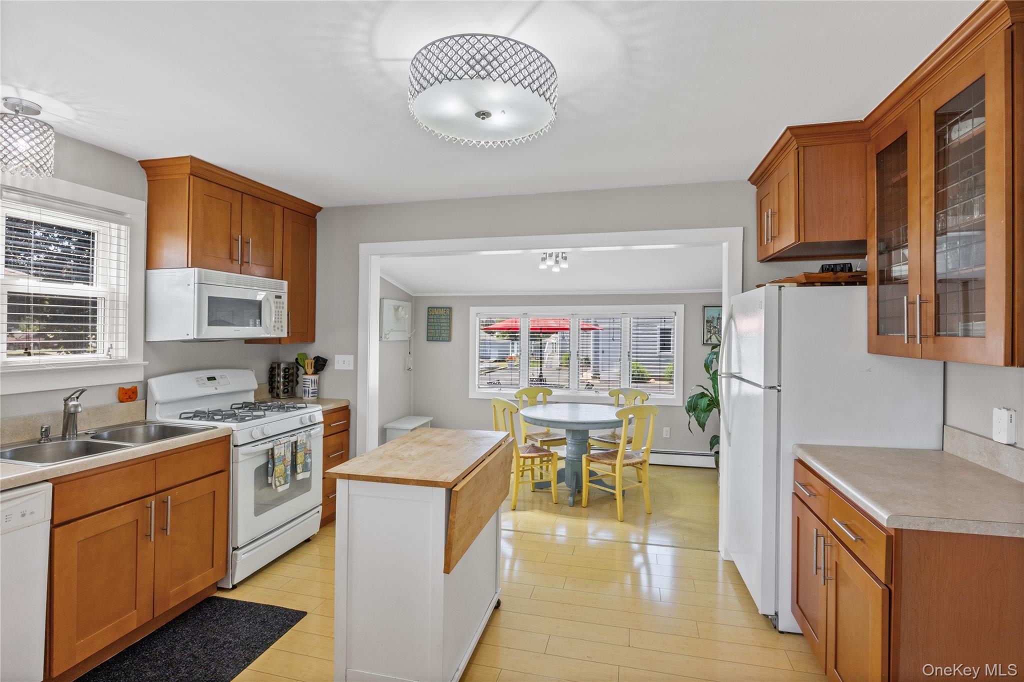 83 Beach Road – For Sale photo 8