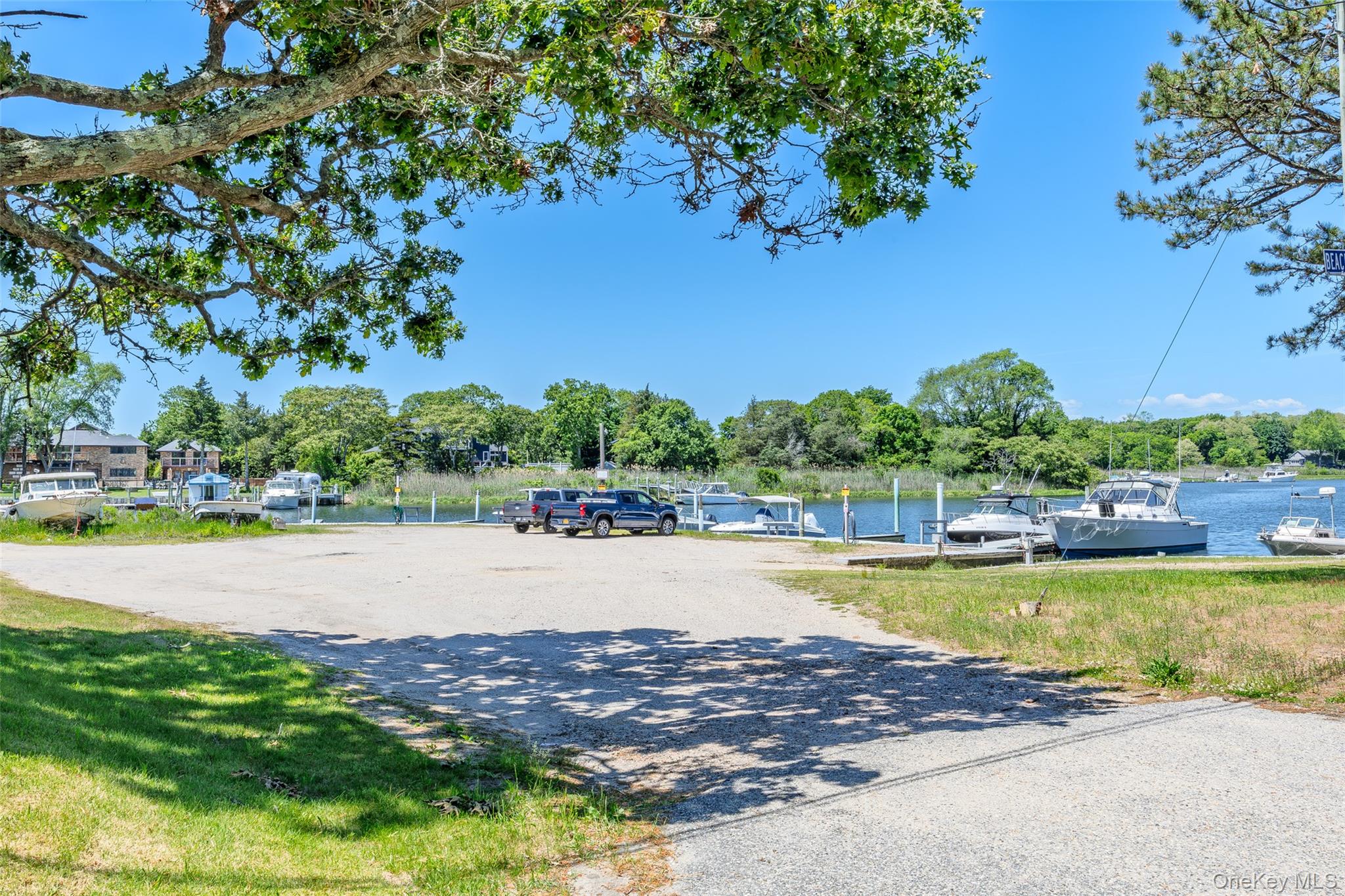 83 Beach Road – For Sale photo 23