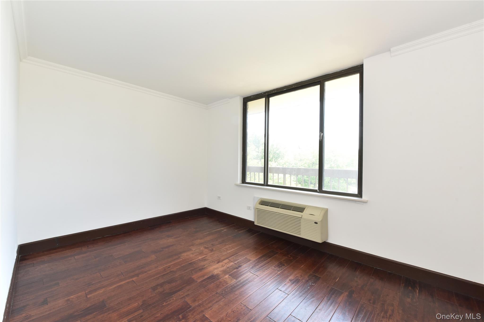 152-18 Union Turnpike, Unit 5O photo 19