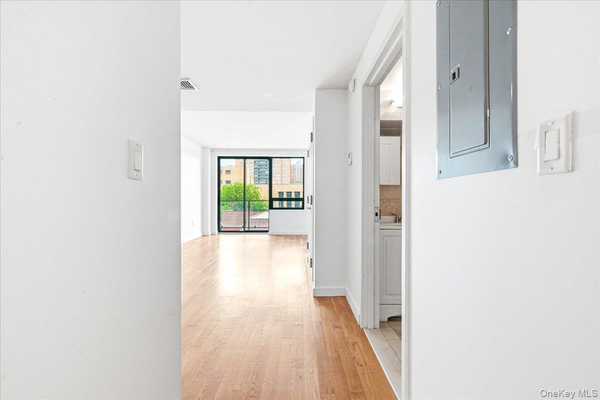 106-20 70th Avenue, Unit 4B photo 5
