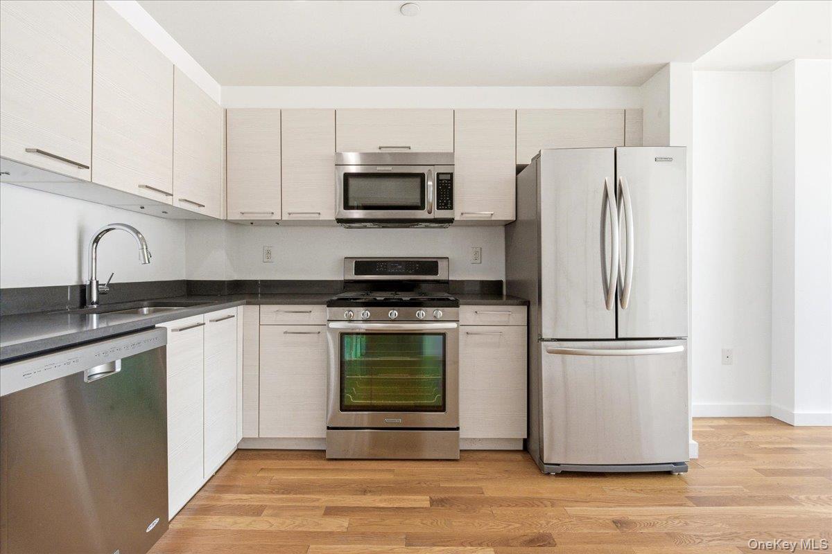 106-20 70th Avenue, Unit 4B photo 7