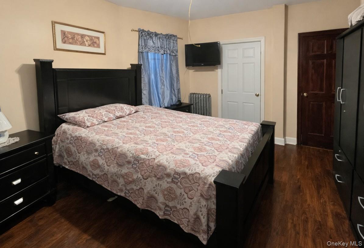 1542 Saint Lawrence Avenue – For Sale photo 5