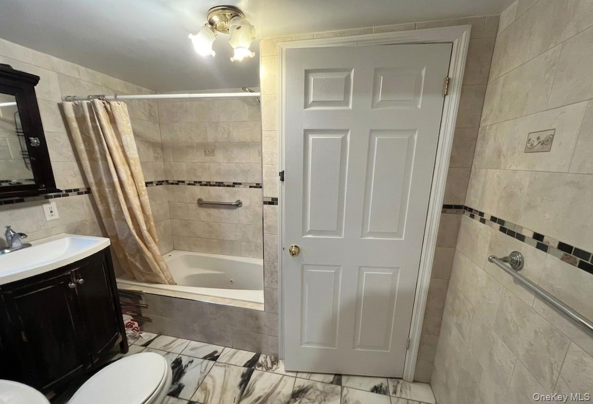 1542 Saint Lawrence Avenue – For Sale photo 7