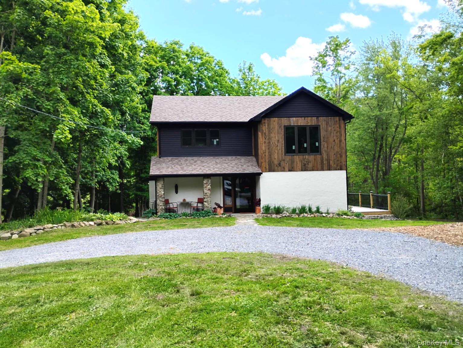 17 Gretna Hill Road Street – For Sale