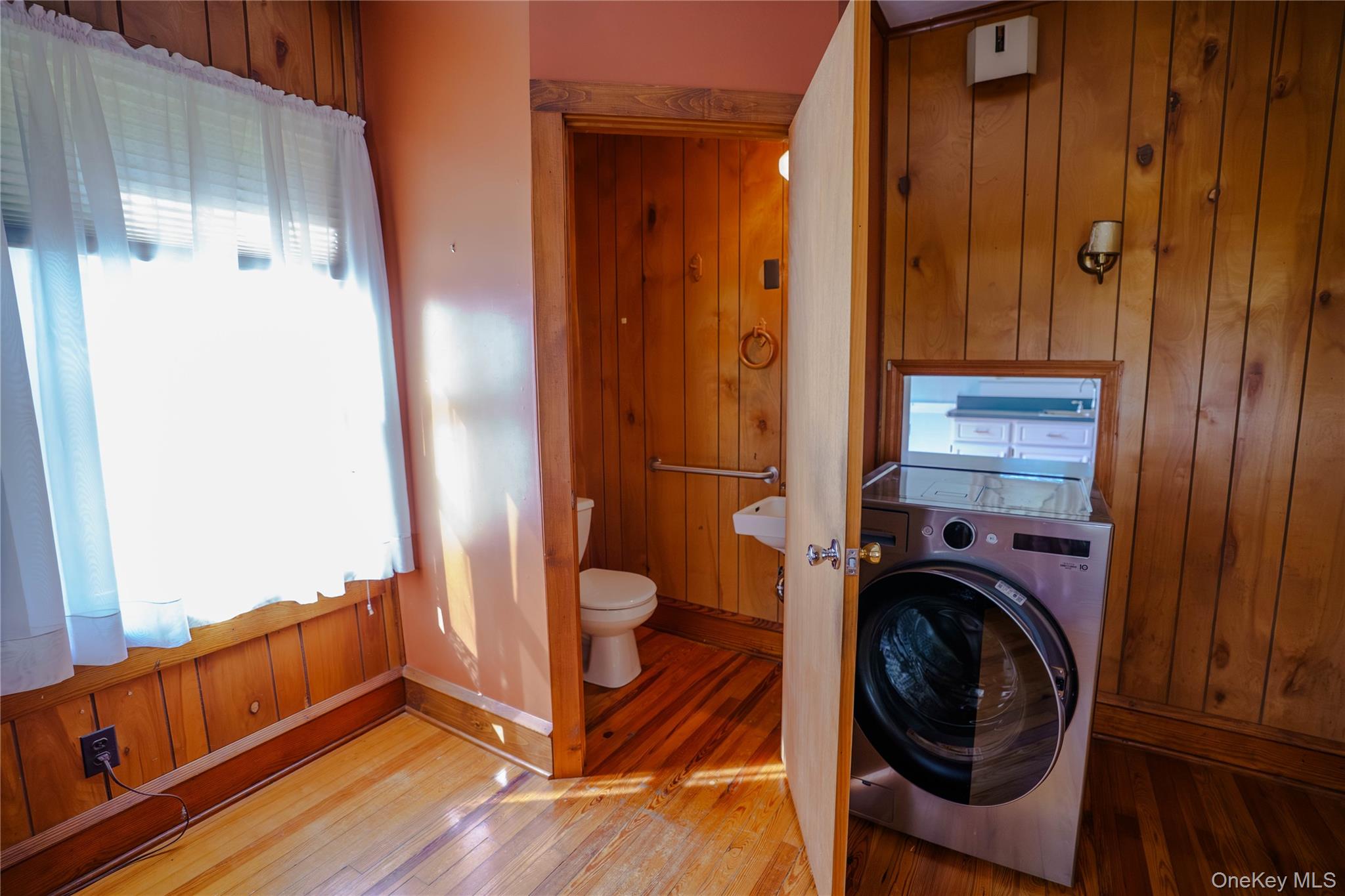 59 2nd Avenue – For Sale photo 21