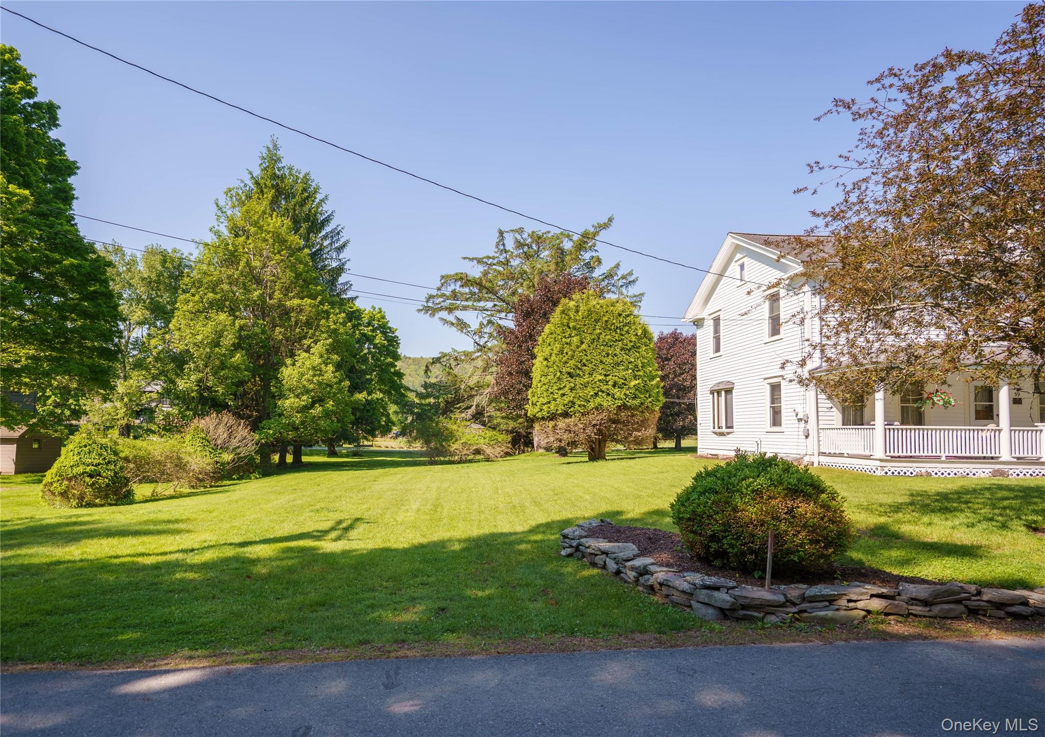 59 2nd Avenue – For Sale photo 9